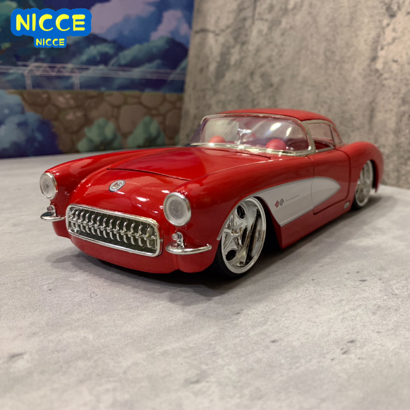 Nicce 1:24 1957 Chevrolet Corvette ..